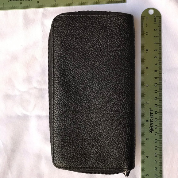 Kenneth Cole Reaction - Picture 2 of 4